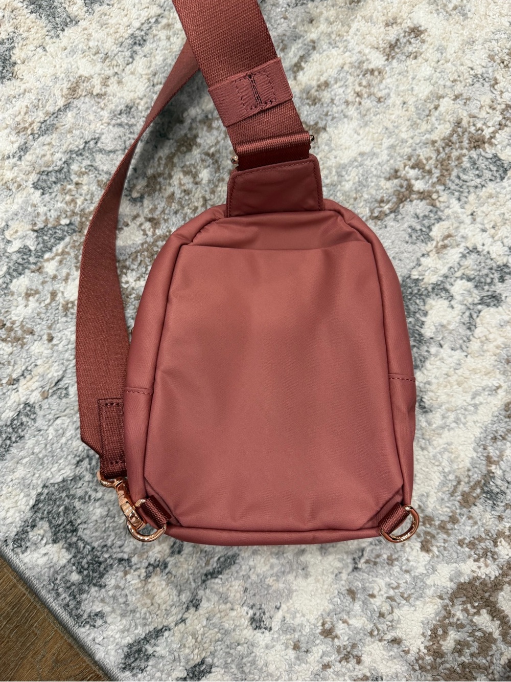 Lululemon crossbody - Picture 5 of 5